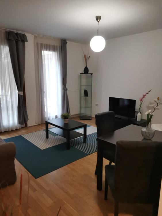 Hi Downtown Apartment K9 Budapest Exteriör bild